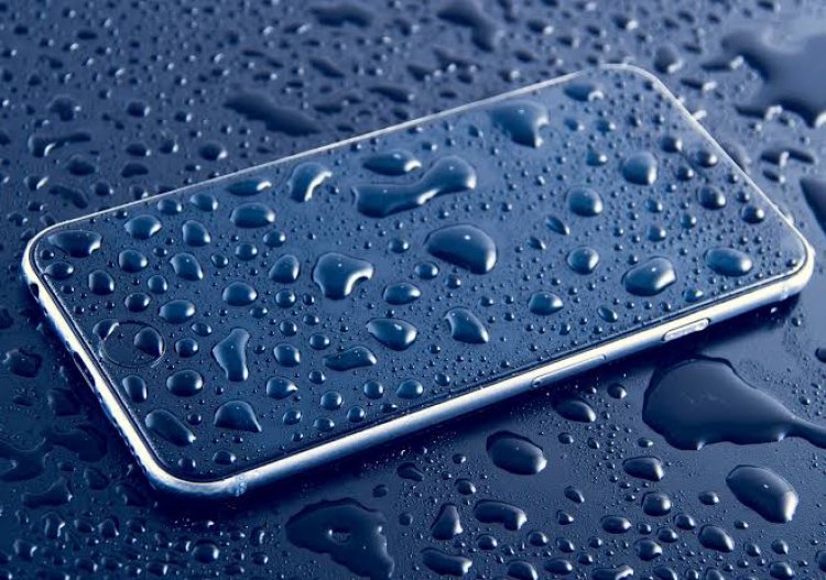 Layar iPhone dimasa datang dapat bekerja dengan sentuhan tangan yang basah.
